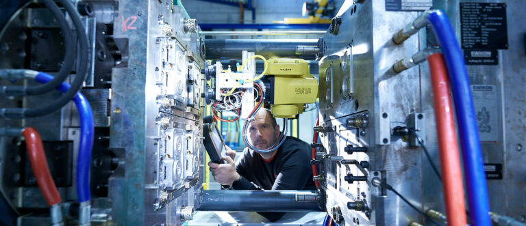 Injection Moulding Automation